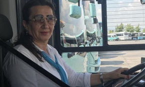 Kadın otobüs şoförü hayat kurtardı