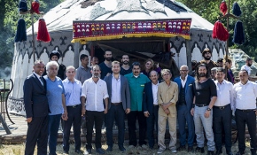 Venezuela Devlet Başkanı Maduro "Diriliş Ertuğrul" setini ziyaret etti