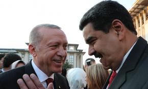 Maduro'dan "Selvi boylum Al yazmalım"lı paylaşım