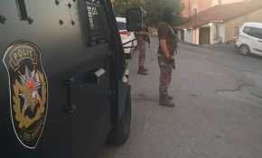 İstanbul'da helikopter destekli operasyon