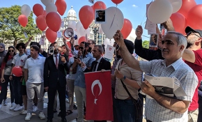 Türkiye'den kilometrelerce uzakta şehitler unutulmadı