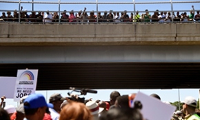 ABD'de polis şiddetine karşı protestolar sürüyor