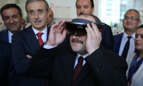 Bakan Varank Teknopark İstanbul'u ziyaret etti