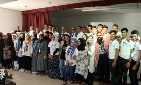 Suriyeli ve Iraklı gençler gazetecilik eğitimi aldı