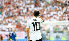 Mesut Özil'e gurbetçilerden büyük destek