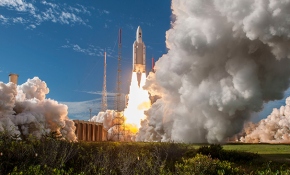 Avrupa Uzay Ajansı yörüngeye 4 uydu birden fırlattı