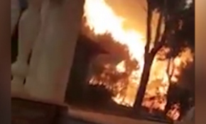 Yunanistan'da alevler bir evi dakikalar içinde sardı