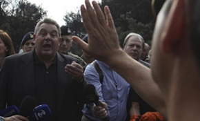 Yunanistan'da halk ve hükümet arasında gerginlik tırmandı