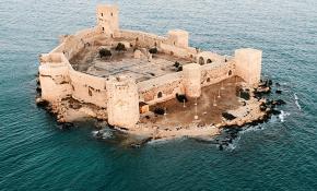 Kızkalesi'nde tarih ve doğayla iç içe tatil deneyimi