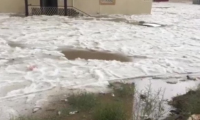 Suudi Arabistan’a kar yağdı