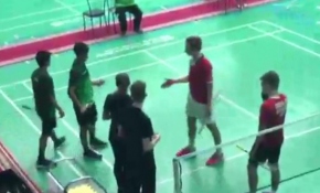 Suudi öğrenciler İsrailli öğrencilerin elini sıkmadı