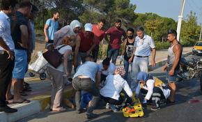 Solunumu duran yaralıyı yoldan geçen doktor kurtardı