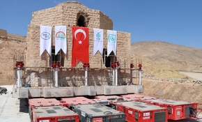 Tarihi Artuklu Hamamı yeni yerine taşındı