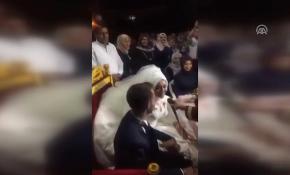 Gelinin kelime oyunu nikahı geciktirdi