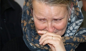 BM Yemen Koordinatörü yaralı çocukları hastanede ziyaret etti