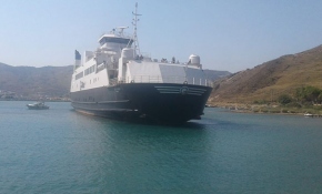 Çanakkale'de feribot karaya oturdu