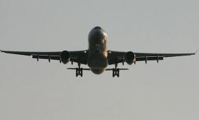 Uçakta sigara içen yolcuya bin 717 lira ceza