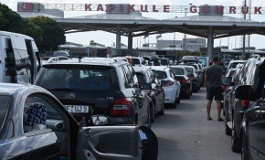 Sınır kapılarında gurbetçi kuyruğu