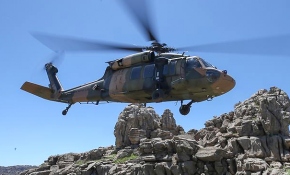 Kazada yaralanan sivilleri hastaneye TSK taşıdı