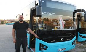 Kalp krizi geçiren yolcuyu hastaneye yetiştirdi