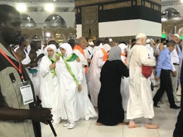 Kabe’yi kalp gözü ile tavaf ediyorlar