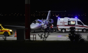 Ambulans uçak Muhammet bebek için havalandı