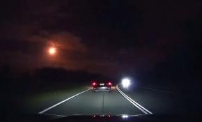 Avustralya'da meteor gökyüzünü aydınlattı