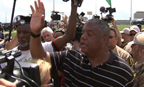 Chicago'da şiddet olayları protesto edildi