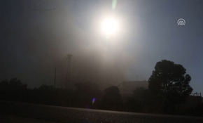 İdlib'de sivil savunmacılara saldırı anı kameralara yansıdı