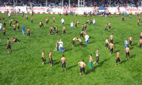 666. Elmalı Yağlı Güreşleri