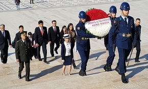 Japonya Prensesi Mikasa Ankara'da