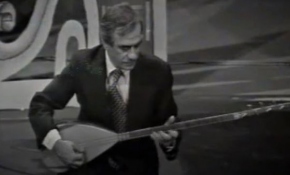 Türk halk müziği sanatçısı Nida Tüfekçi'nin vefatının 25. yılı