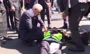 TBMM Başkanı Yıldırım makam aracını durdurup kazazedelerle ilgilendi