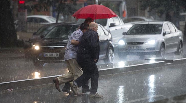 Soğuk ve yağışlı hava geliyor