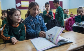 Suriyeli küçük Halime okullu oldu