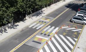 Okul önünde 3 boyutlu yaya geçidi