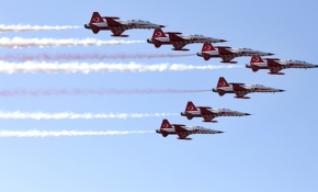 Türk Yıldızları'ndan Rize'de gösteri