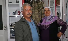 Kızılca çifti şehit oğullarının hatıralarını özel odada saklıyor