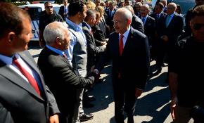 CHP Genel Başkanı Kemal Kılıçdaroğlu Eskişehir'de protesto edildi