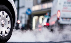 Alman otomobil devlerinin emisyon skandalı dizel motorların geleceğini tehlikeye soktu