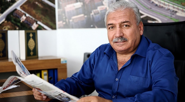 Meydanlarda "Yazıyor, yazıyor!" dediği günleri özlüyor