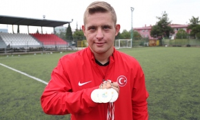 Down sendromlu Ali'nin uluslararası başarısı