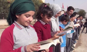 Muş'ta ÖSYM sınavlarında kullanılan kalem ve silgiler dağıtıldı