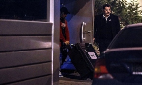 Suudi Arabistan Başkonsolosluğunda bekleyiş sürüyor