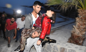 Bodrum'da düzensiz göçmenleri taşıyan tekne battı