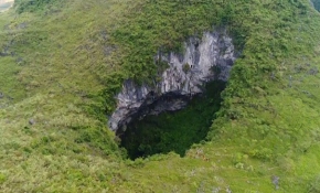 Çin'in güneyinde dev bir mağara keşfedildi