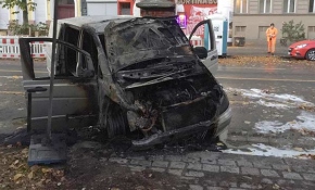 Berlin'de Diyanet İşleri Türk İslam Birliğinin cenaze aracı kundaklandı