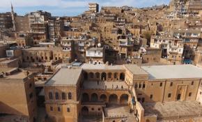 Midyat taşı Mardin mimarisine renk katıyor
