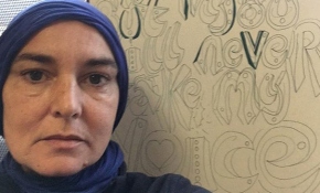 İslam'ı seçen İrlandalı şarkıcıdan Müslümanlara teşekkür