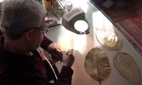 Mustafa Er 21 yıldır bitki yapraklarını sanat eserlerine çeviriyor